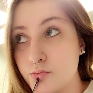 Meet your Posher, Kaitlin